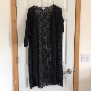 Lularoe Medium Kimono Shirley
